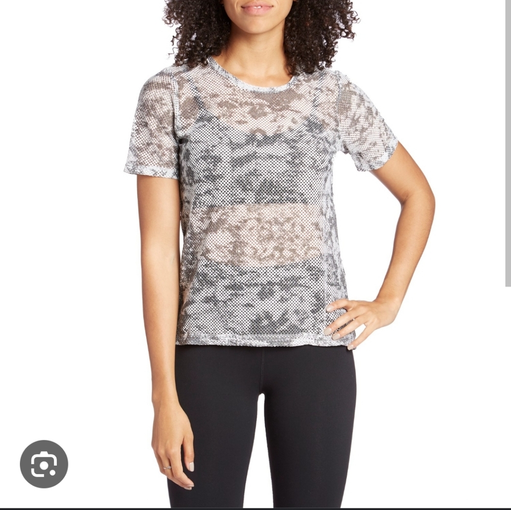 Columbia mesh top